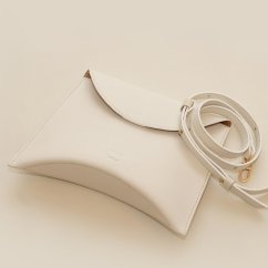 Kožená listová kabelka Lada biela