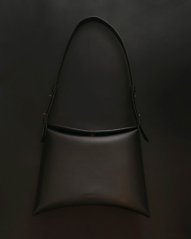 Kožená kabelka na rameno/predlaktie Lyda čierna